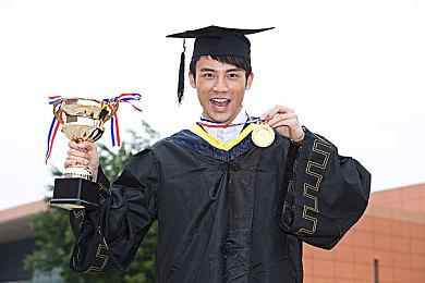 Switch 2实时通信功能安全细节 必须通过电话SMS认证